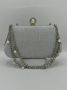 Bridal clutch with chain