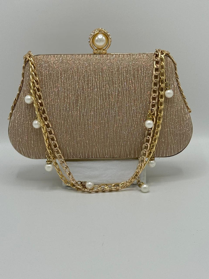 Bridal clutch with chain