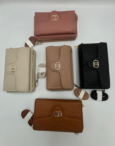 Elegant quilted handbags